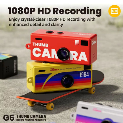 Retro Thumb Camera Keychain